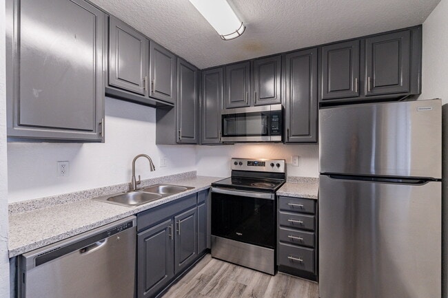Montecito Apartments