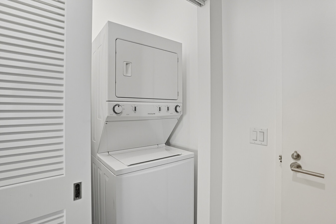 Photo - 610 W Randolph St