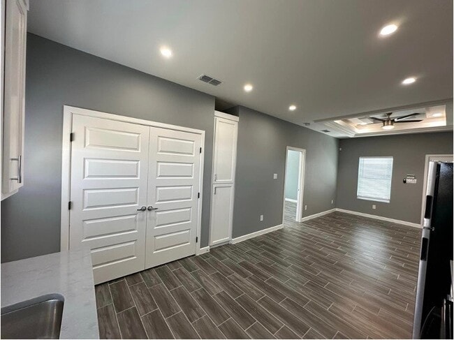 Photo - 2922 W Driftwood St