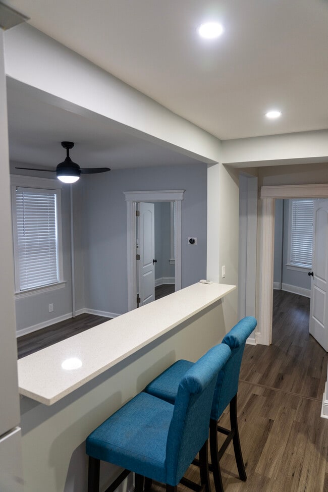 Photo - 22 Chapman St Unit Charming 2-Bedroom Apartm