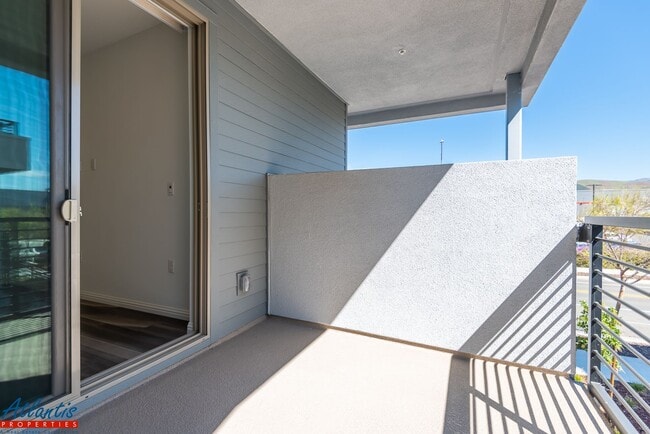 Photo - Newly Built Condo | Open Floor Plan | E.V. Outlet