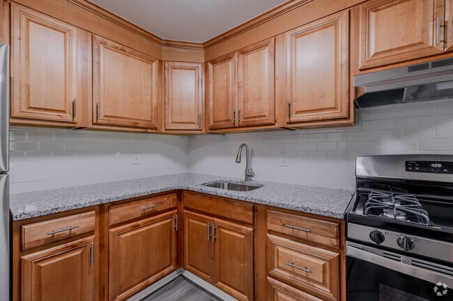 Kitchen - Stonebridge Apartments