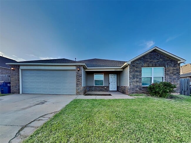 Photo - 2033 W Hunters Springs Way House