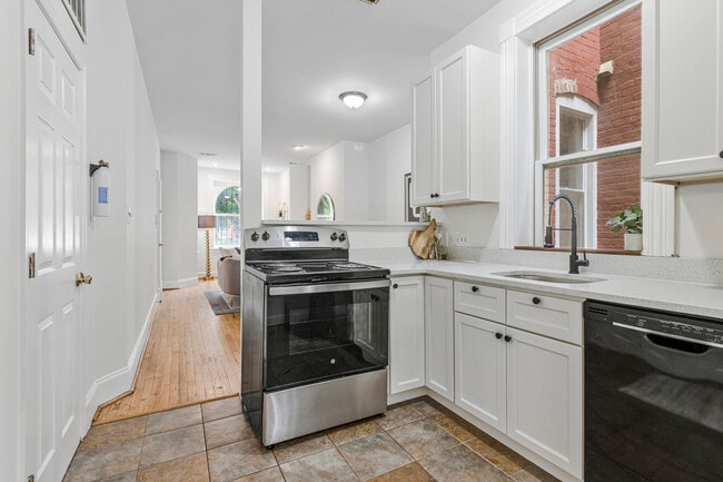 Photo - 1443 East Capital St SE