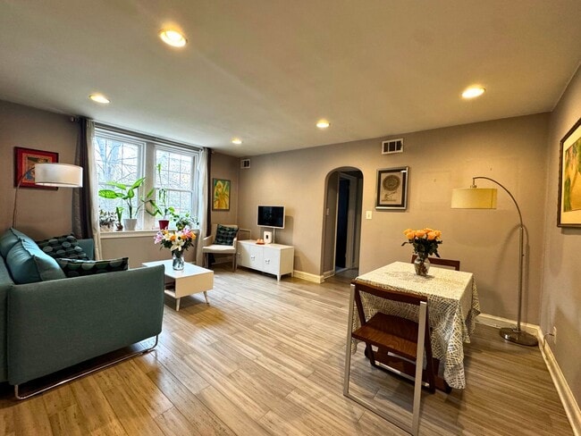 Photo - Modernized Fully Furnished 1BR, 1BA Condo at Arbors of Arlington