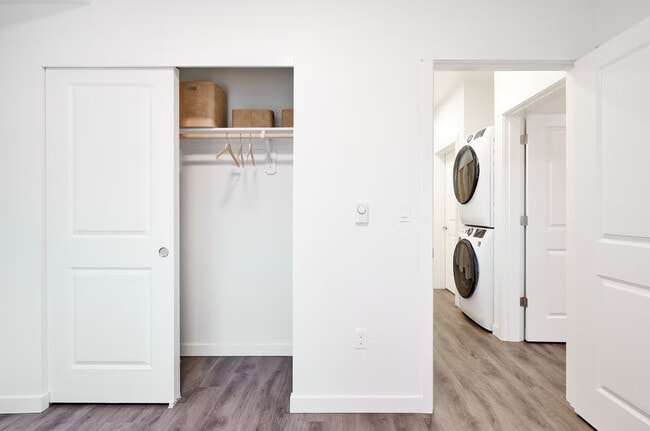 Building Photo - Wade Park Rental