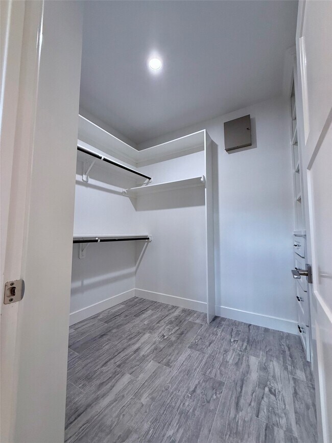 Photo - 16119 Port O Call St