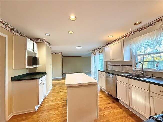 Photo - 1 Monta Vista Ct