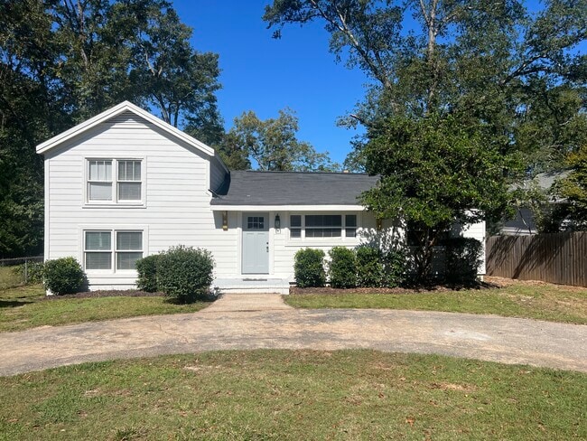 Building Photo - 12a Amherst Ave