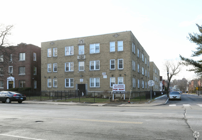 Photo - 149 Wethersfield Ave Apartments