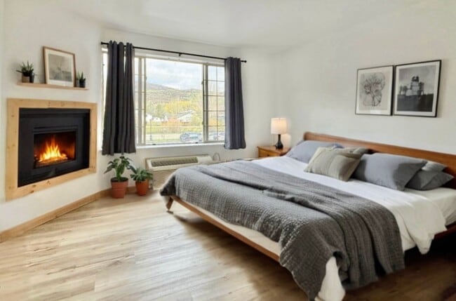 Photo - Ski Town Apartments