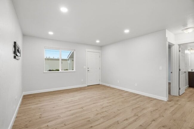 Photo - 3440 N Huetter Rd