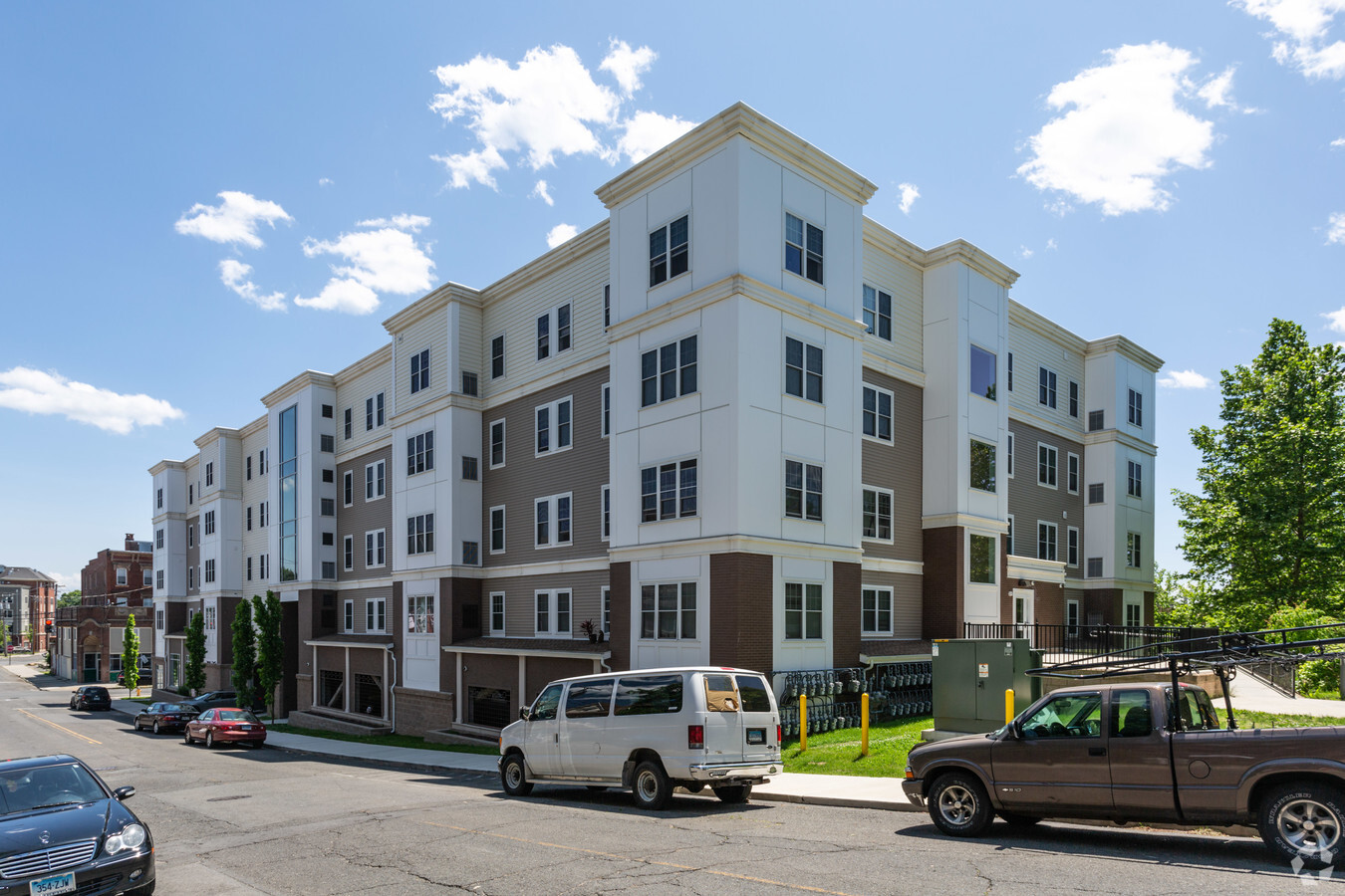 Westgate Apartments - Westgate Apartments