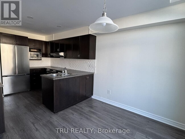 Photo - 247 Hunterbrook St