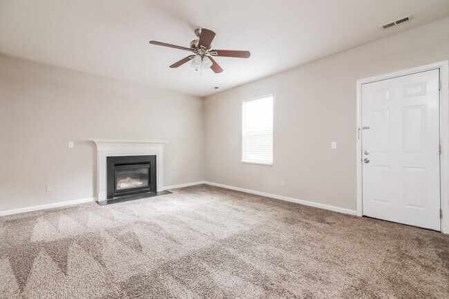 Photo - 762 Sycamore Springs Dr