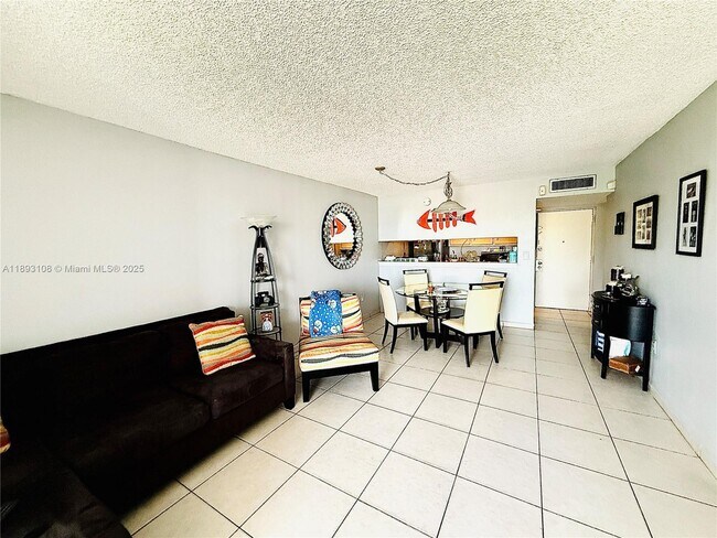 Photo - 10700 SW 108th Ave Unit C302