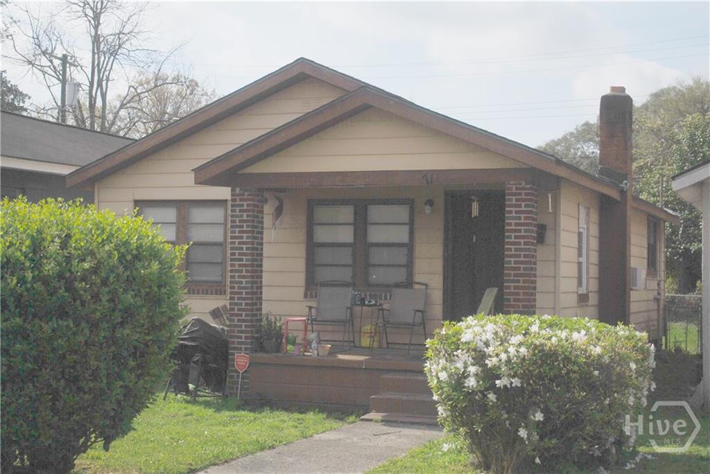 Photo - 711 W 46th St