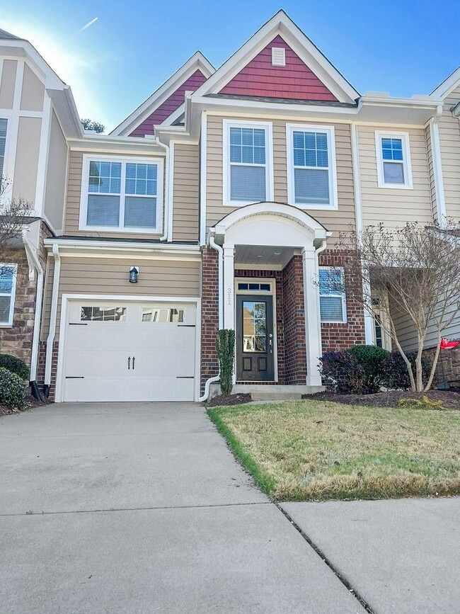 Building Photo - Beautiful 3BD/2.5BA townhome with garage in great Cary community and location!