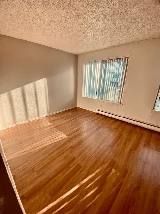 Photo - Kenny Apartments