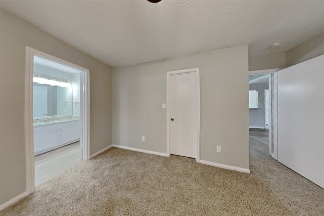 Photo - 19622 Westbridge Ln