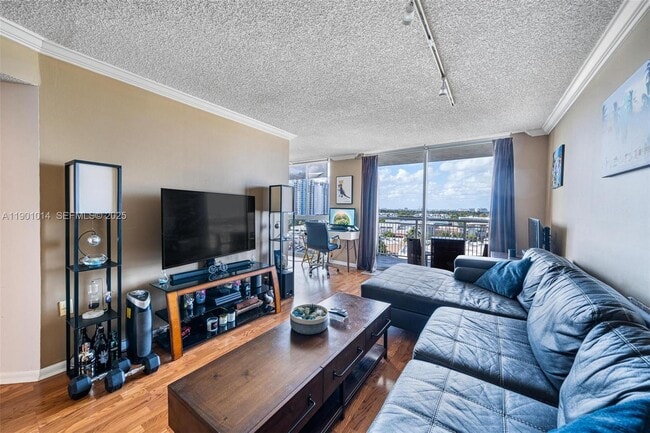 Photo - 1688 West Ave Unit 1007