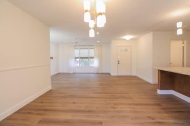 18 Warren Ct