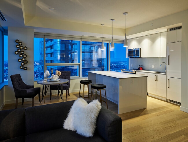 Building Photo - SKY Signature Suites