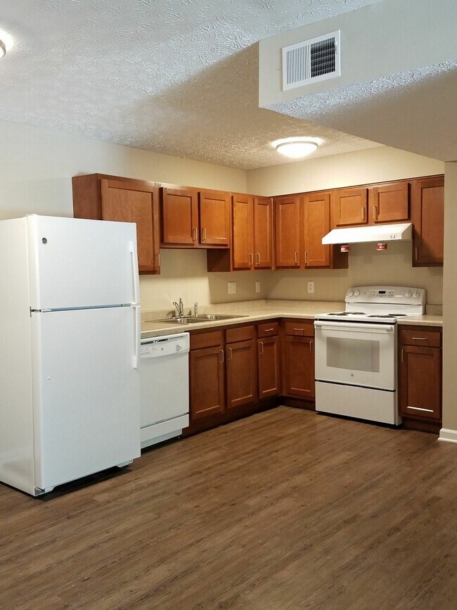 Culloden Greene - Culloden Greene Apartments