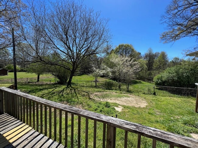 Photo - 10039 Mt Holly Rd
