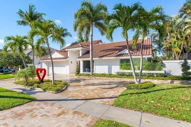 Photo - 721 SW 15th St