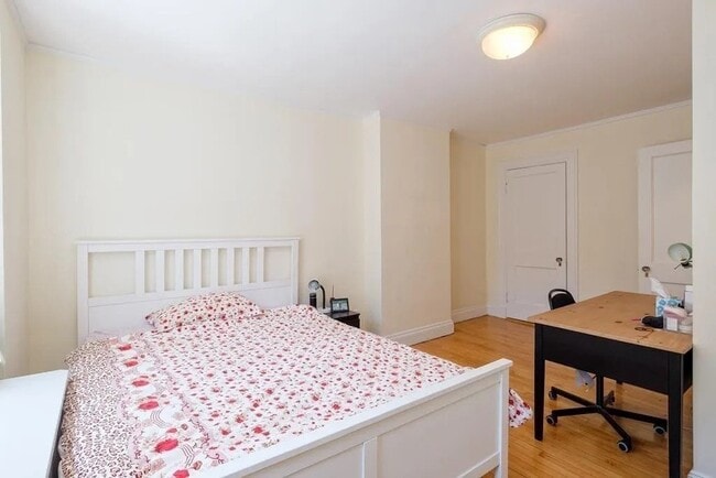 Photo - 12 Aberdeen St Unit 2