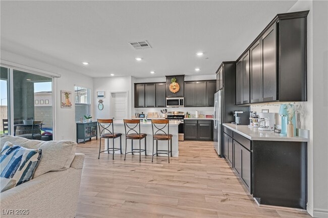 Photo - 282 Mount Steel Ave