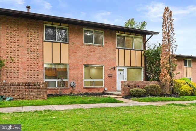 Building Photo - 10109 Fair Wds Dr Rental