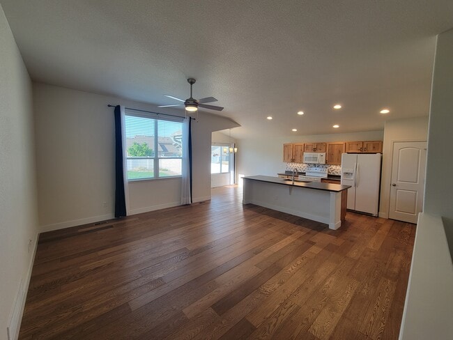 Photo - 1566 Driftline Dr