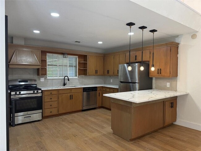 Photo - 2608 N 42nd St