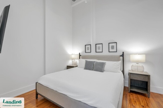 Photo - 31 Victor St Unit 235.1406450