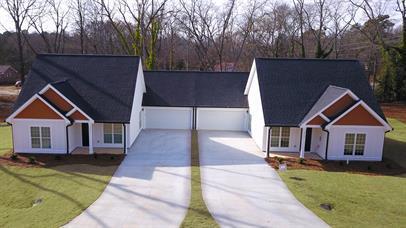 Building Photo - 294 Cedar Creek Rd