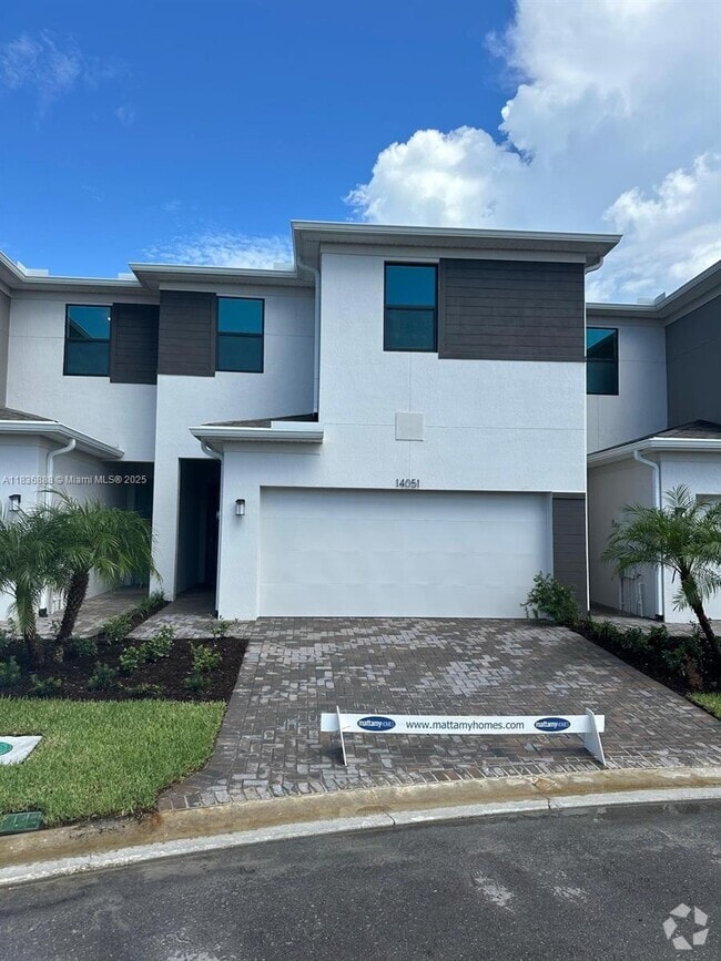 Building Photo - 14051 SW Thorens Dr Rental