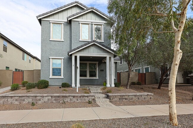 Building Photo - COMING SOON!! Move In Ready!stunning 3 bedroom, 2.5 bathroom home located in Phoenix!