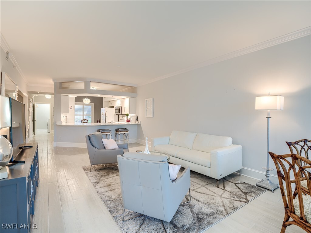 Photo - 1016 Manor Lake Dr