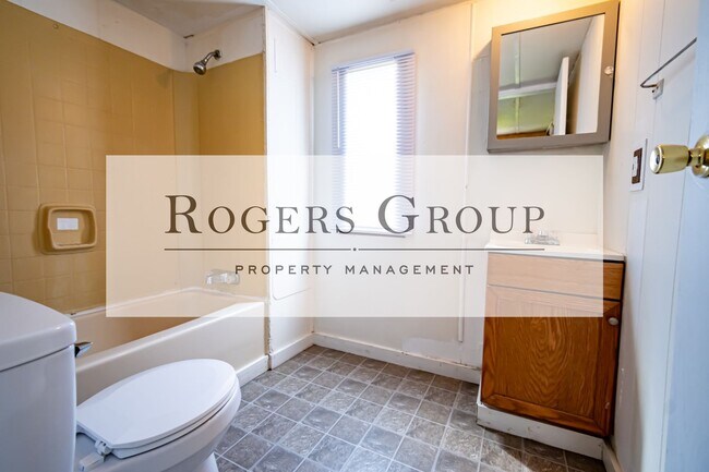 Photo - 385 Julian Smith Rd