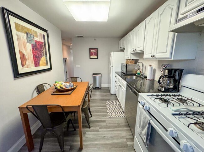 Photo - 2 bedroom in Brookline MA 02445 Unit #3B