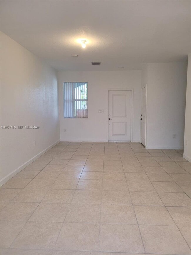 Photo - 2685 SE 13th St