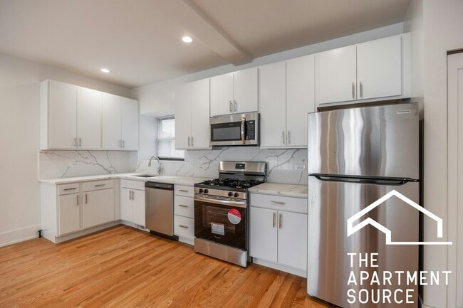 Photo - 654 W Gordon Terrace Unit 1