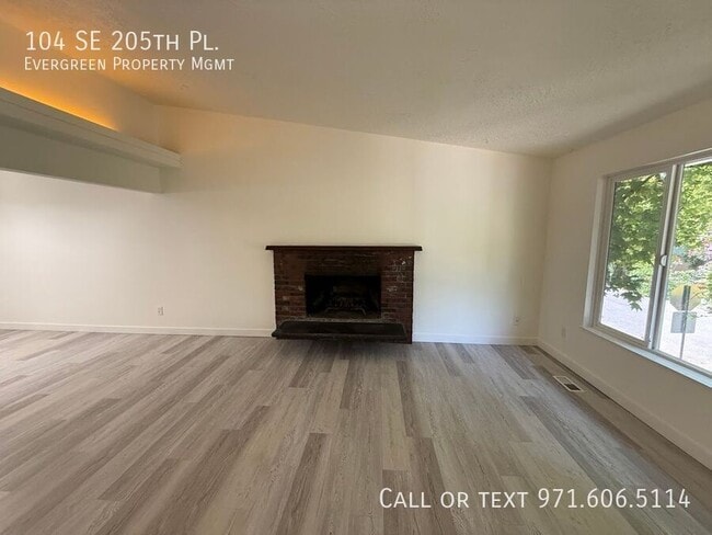 Photo - 104 SE 205th Pl