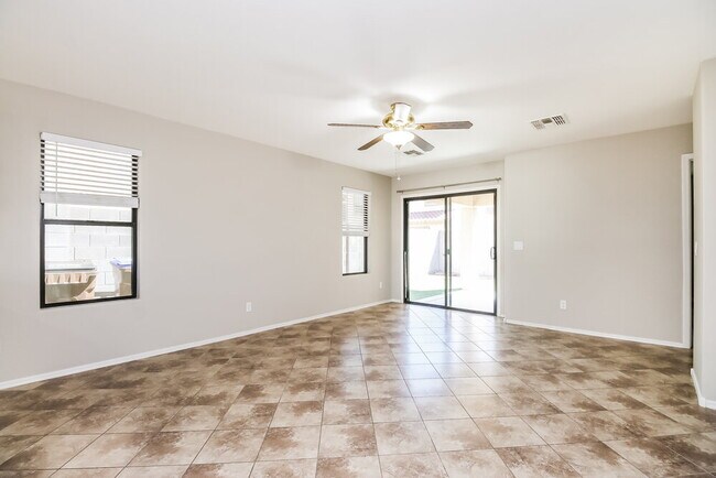 Photo - 2215 E 27th Ave