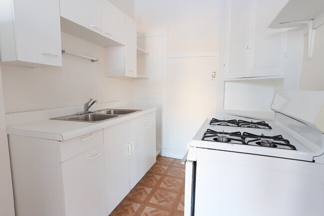 Photo - 2222 W Wilson Ave Unidad 308