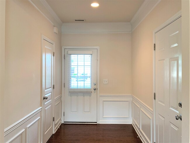Photo - 1138 Kingston Grove Dr