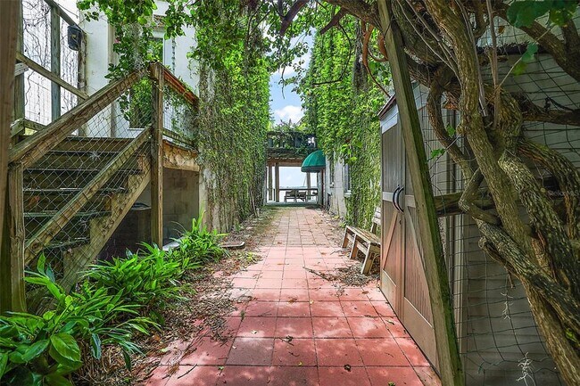 Photo - 408 Lake Dora Rd Unit B