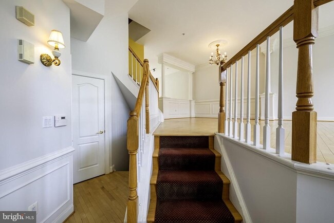 Photo - 1156 Regal Oak Dr